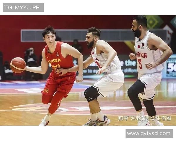中国男篮对阵黎巴嫩的赛事分析与展望：战术策略与球员表现解析